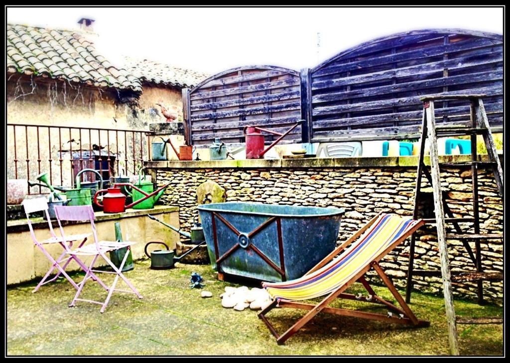 Le Petit Cafe Bed and Breakfast Oppède Exterior foto