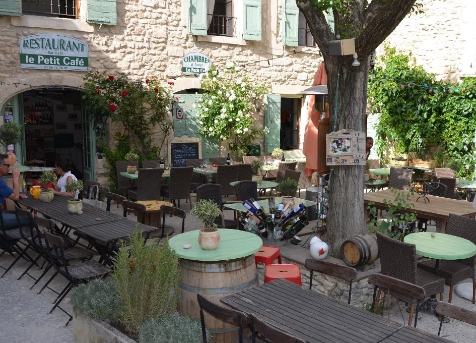 Le Petit Cafe Bed and Breakfast Oppède Exterior foto